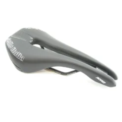 Selle Italia Novus Superflow Endurance TM Sattel