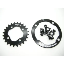 Race Face Chainring And Bash Guard Set